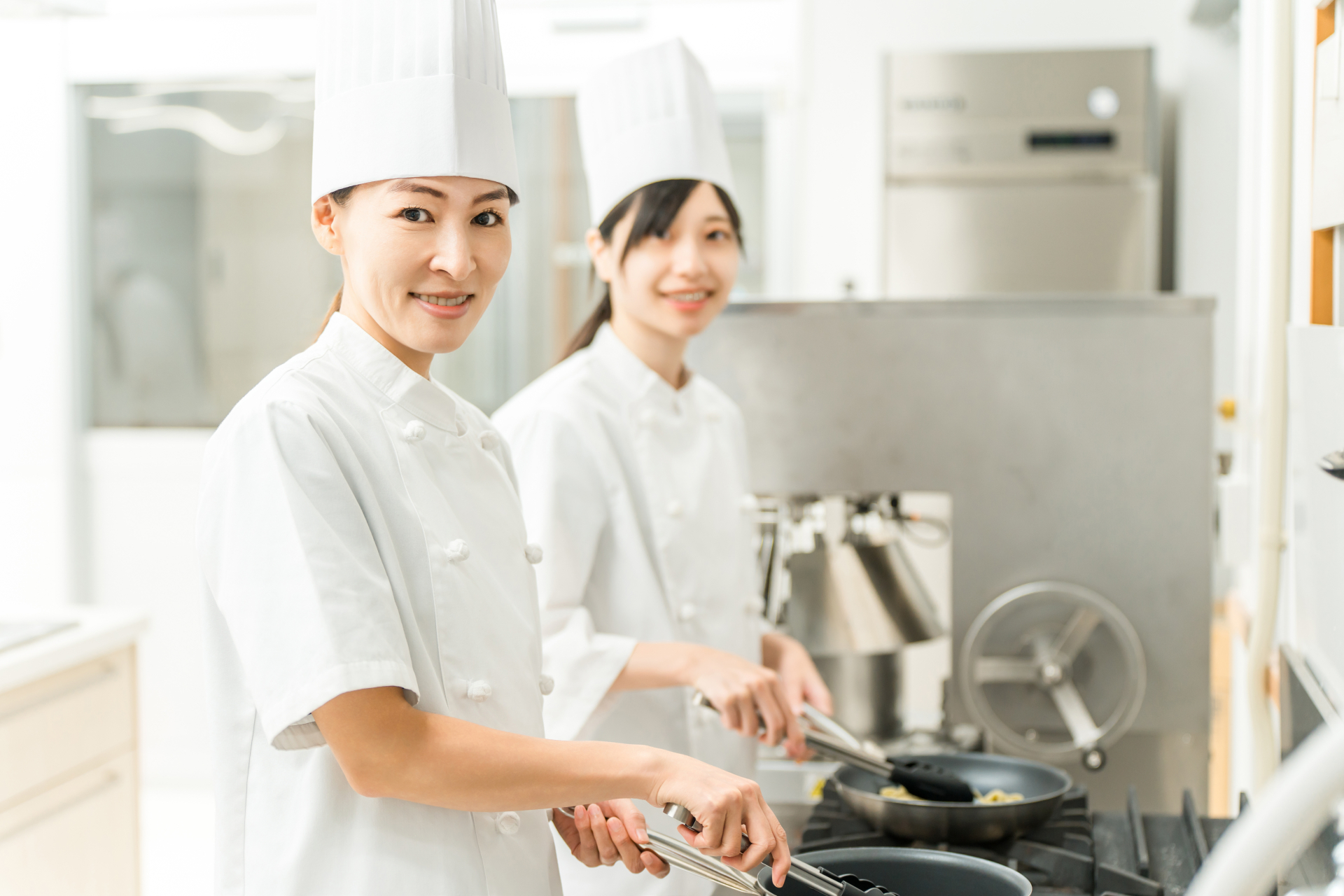 厨房のコック(調理師調理員)